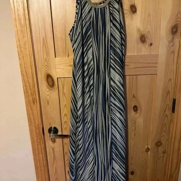 Women’s‎ stripped maxi dress size large - Picture 4 of 5